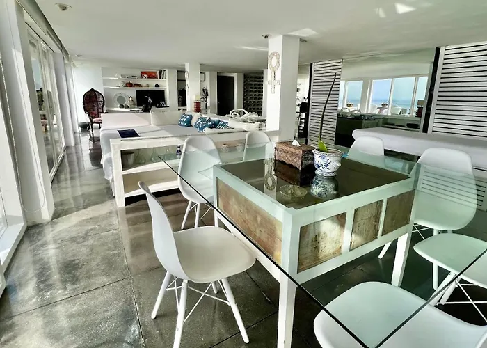 Morabito Art Cliff Villa *