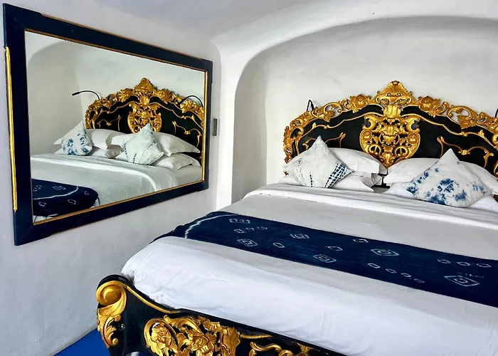 Morabito Art Cliff Villa