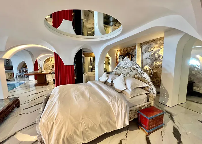 Morabito Art Cliff Villa *